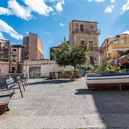 Monovano D'agosto